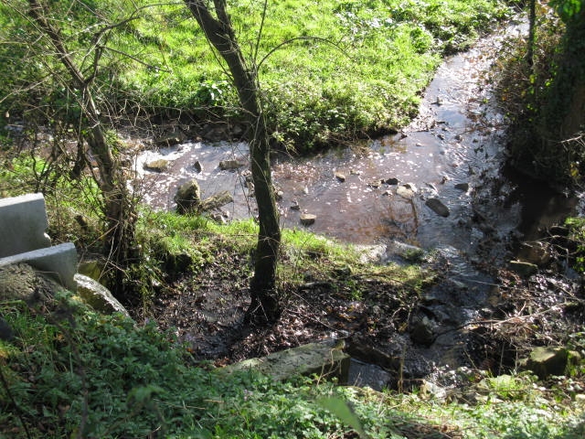 Los increíbles vertidos del polígono de la Curiscada (Asturias)