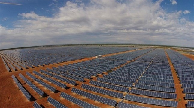 Acciona construye tres fotovoltaicas en Egipto por 146 millones