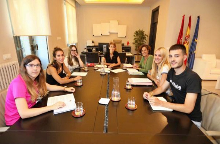 El Gobierno de Navarra se reúne con Fridays For Future para trasladarle su compromiso con el cambio climático