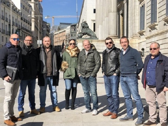 IU Federal tiene el corazón partido entre el carbón y la energías renovables