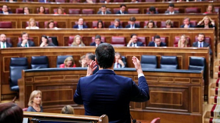 Pedro Sánchez: ‘los negacionistas también respiran CO2’