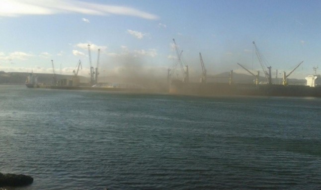 Vamos a mandar a Europa los datos reales de la contaminación del aire asturiano ante las falsedades de la Ministra Tejerina