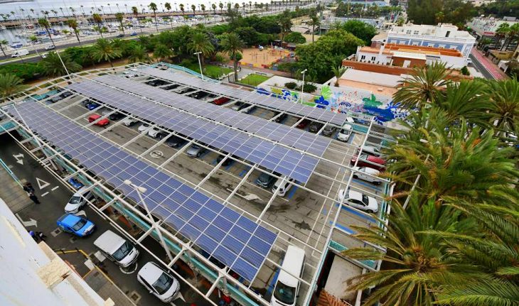 Se puede y de debe fijar una retribución a la energía solar