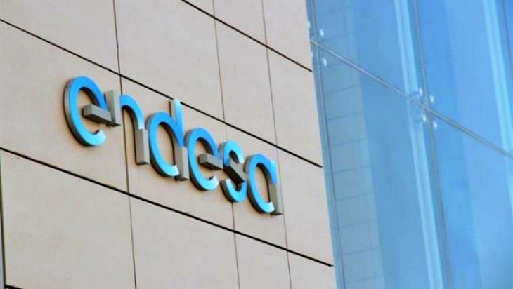 Endesa conecta a la red seis nuevas plantas solares en Extremadura con 252 MW