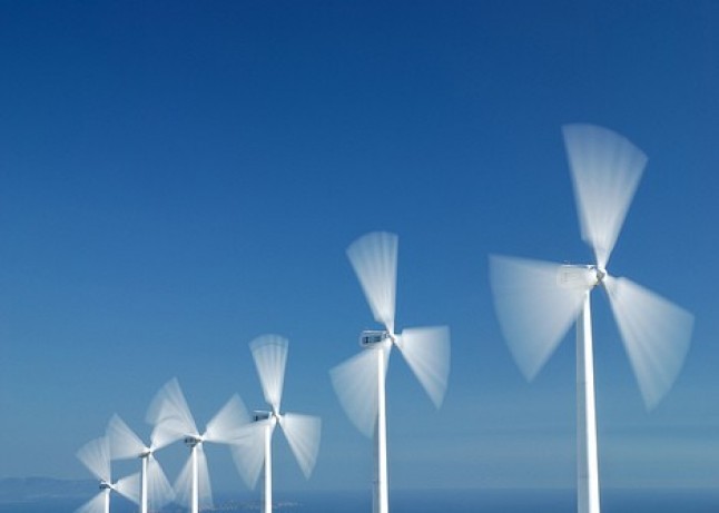 La energía eólica alcanza un récord y produce la madrugada del domingo más de la mitad de la electricidad en España