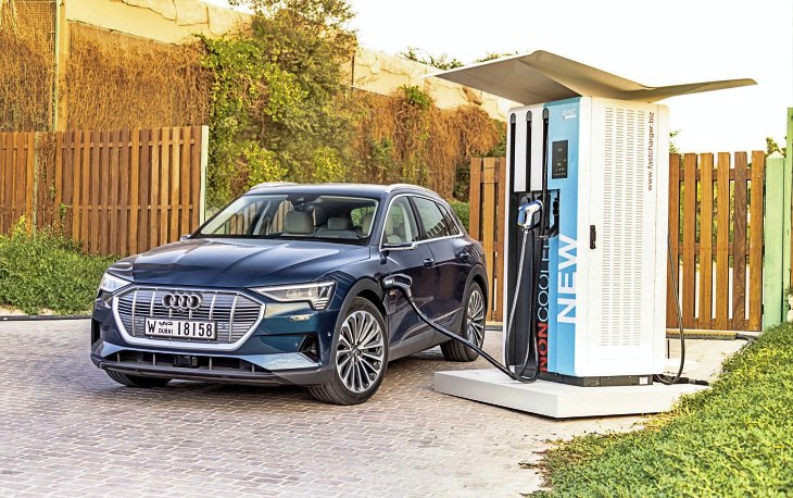 Audi lanza una nueva versión del e-tron