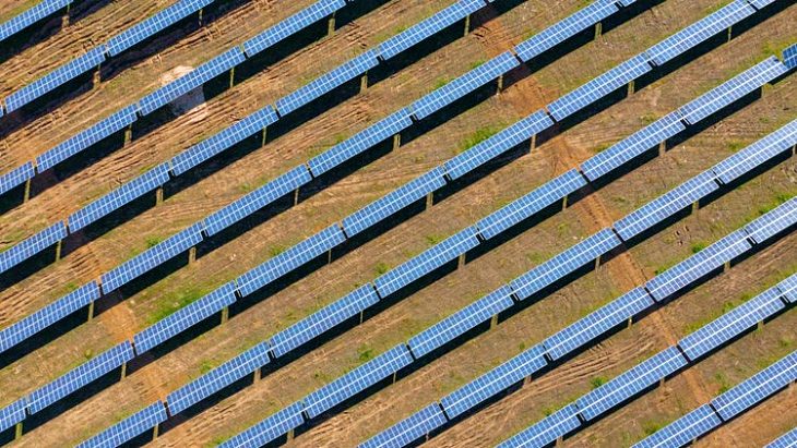 Endesa ‘va lanzada’ en proyectos de energías solares