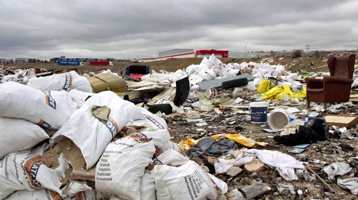 Los vertederos incontrolados emiten metano