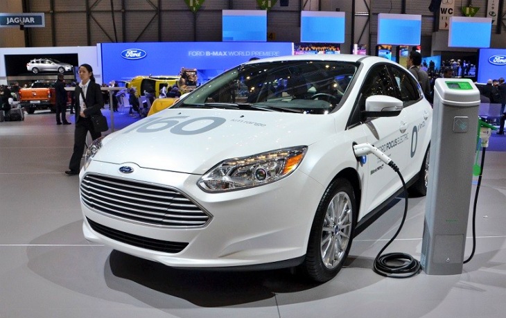 Ford venderá más coches eléctricos que diésel o gasolina en Europa en 2022