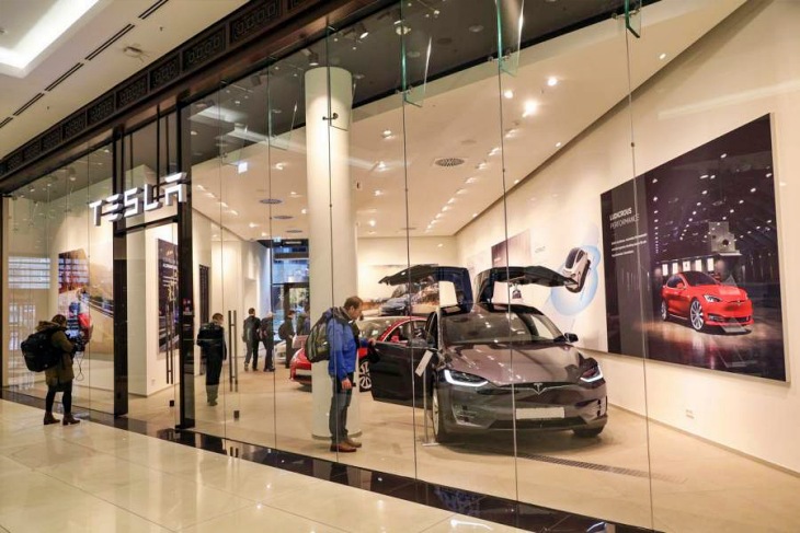 Tesla ya vale 100.000 millones de dólares