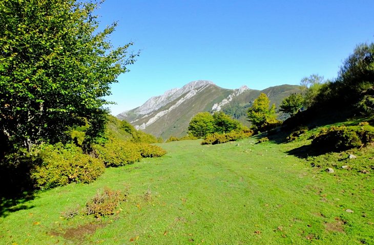 Otra impactante pista en la Coordillera Cantabrica en Aller