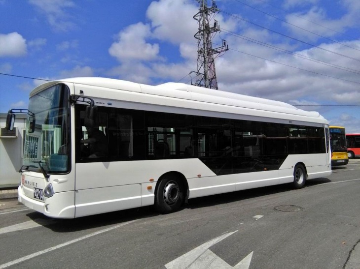 El nuevo modelo de autobús eléctrico de IVECO está circulando a modo de prueba por Zaragoza