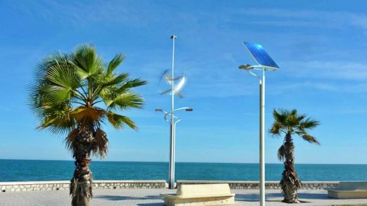Málaga apuesta por la energía solar en sus edificios municipales