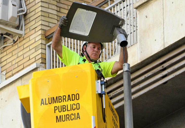 Murcia reducirá 50 toneladas de CO2 gracias al uso de luces LED