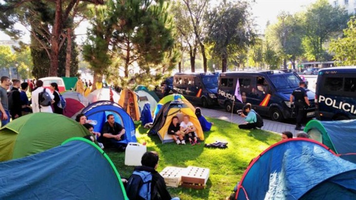 Qué pasa con los ‘acampados por el clima’