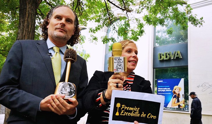 BBVA nominado a los ‘Premios Escobilla de Oro’ por sus abusos corporativos