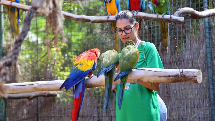 Oasis WildLife organiza el primer campamento en toda Europa destinado a futuros cuidadores de animales