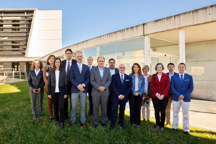 CENER (Centro Nacional de Energías Renovables) recibe a dos consejeros del Gobierno de Navarra
