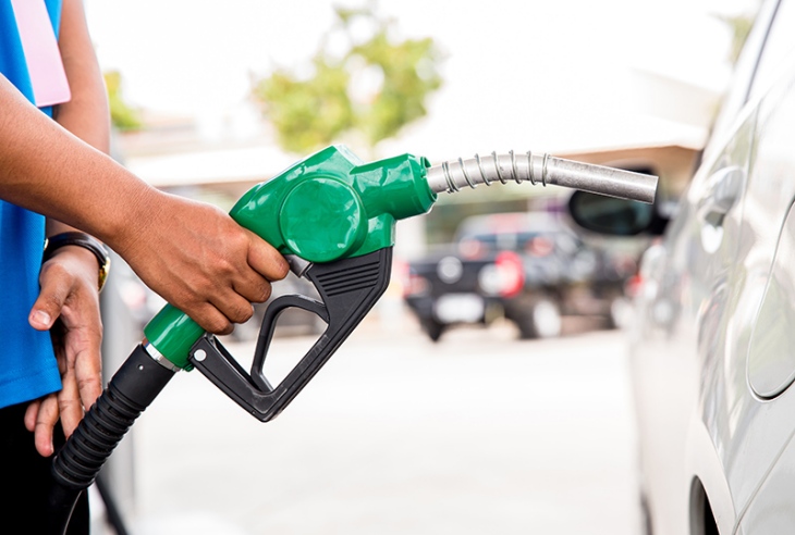 España es uno de los países con menos impuestos al combustible