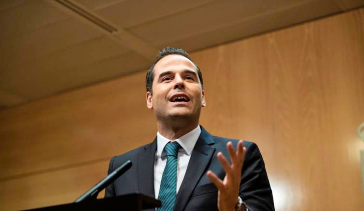 Todos los edificios públicos de la Comunidad de Madrid muy pronto consumirán energía verde