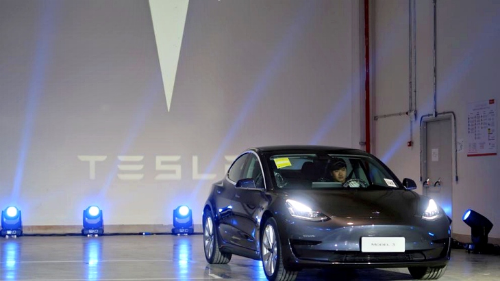 Tesla vendió más de 350.000 coches en 2019