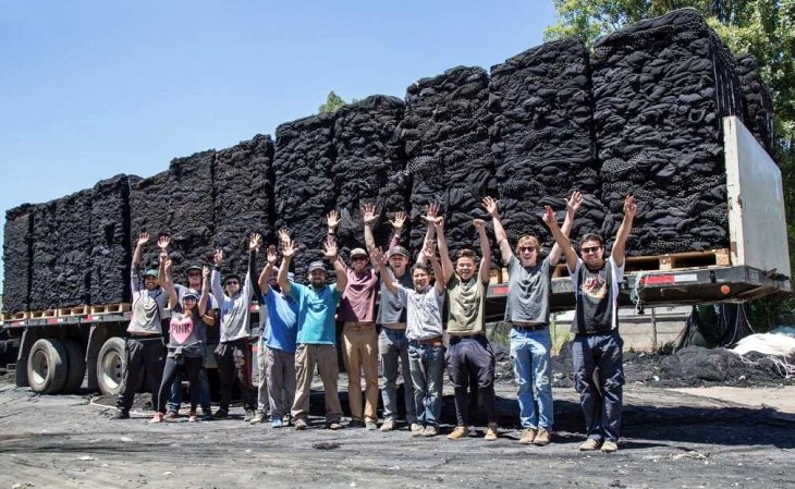 Un proyecto de recogida de redes de pesca logra el segundo puesto de los Premios Latinoamerica Verde