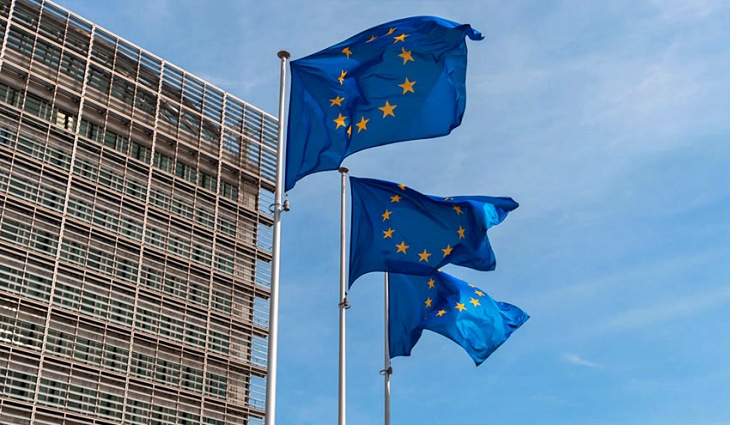 Europa pacta los primeros criterios para identificar inversiones verdes y combatir el blanqueo ecológico