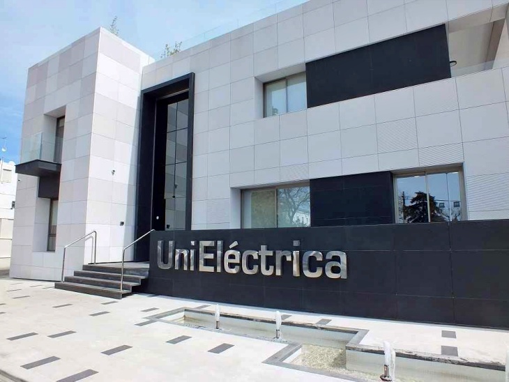 La plantilla de Unieléctrica ahorra 34
