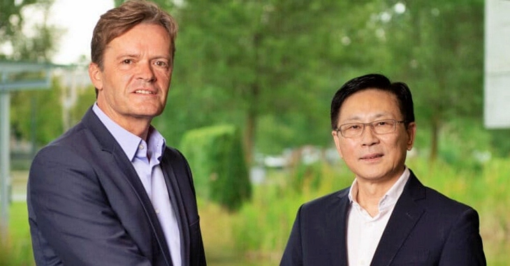 La gran alianza de Mercedes-Benz con Farasis Energy para fabricar baterías para eléctricos