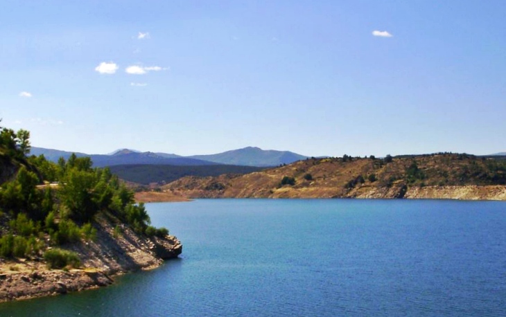 Los embalses españoles al 56