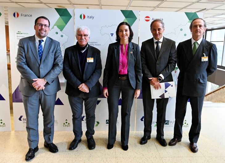 Innovación para la descarbonización del sector del papel y cartón