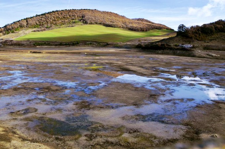 Juantxo López de Uralde manifiesta su satisfacción por el fin del proyecto del embalse de Barrón (Álava)
