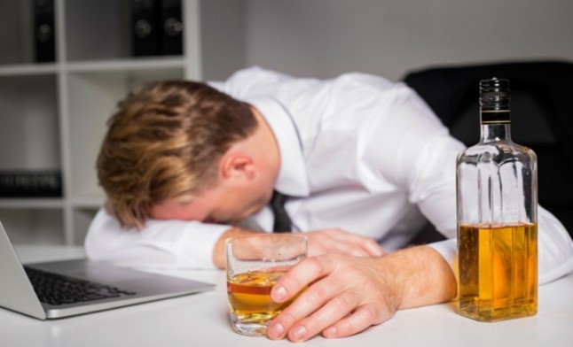 El alcohol provoca hasta 60 enfermedades diferentes