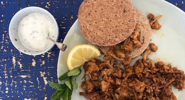 Pollo al estilo hindú con coliflor