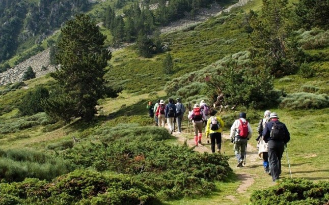 Gobierno de Cantabria y ACANTA colaborarán en promocionar el turismo activo y de naturaleza