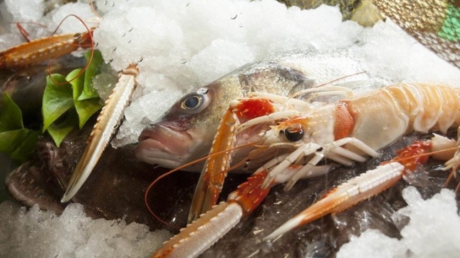 Ojito con el pescado que te sirven en los restaurantes de Madrid