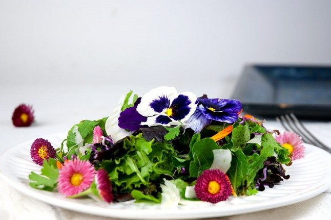 Ojito con las flores en tu dieta