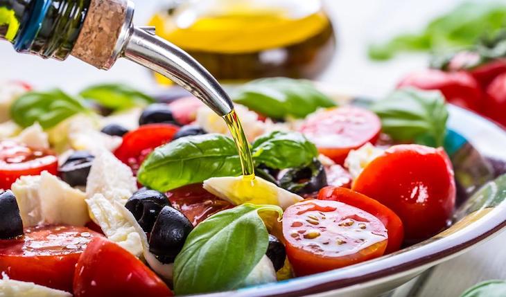 La claves para no coger kilos de más durante el confinamiento por el COVID-19