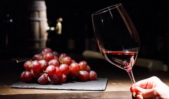 Las uvas y el vino tinto contra el cáncer de pulmón