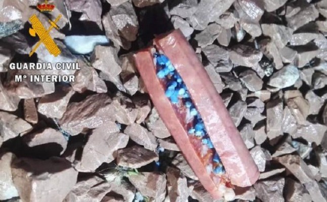 Investigado por la muerte de un perro con salchichas envenenadas en Vegas de Genil (Granada)