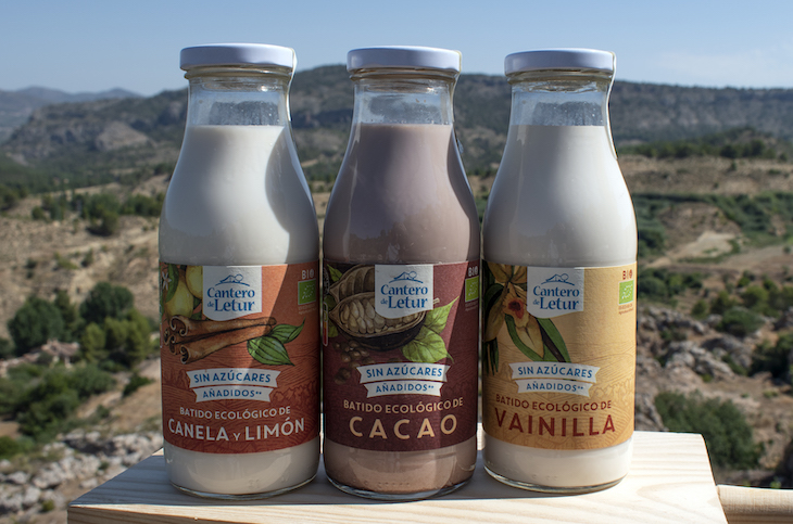 Cantero de Letur lanza su nueva receta de batidos