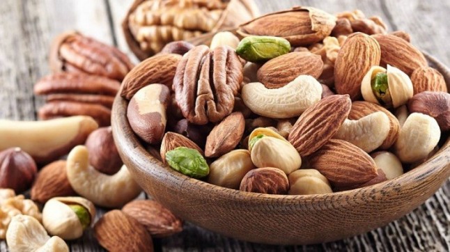 Come frutos secos y cuida tu corazón