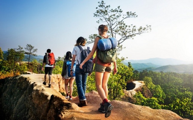 Senderismo y solidaridad en la XIII Marcha de Mequinenza