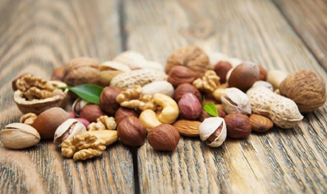 Reducir el riesgo cardiovascular en diabetes tipo 2 con frutos secos