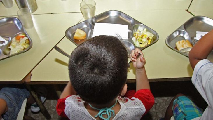 Los comedores escolares valencianos servirán alimentación saludable