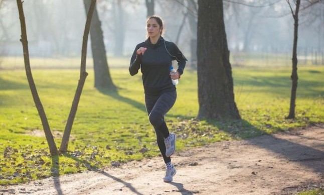 El aumento de la actividad deportiva durante el verano favorece las lesiones