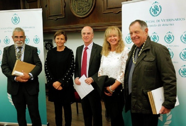 El colegio de veterinarios de asturias reivindica el carácter sanitario de la profesión ante el gobierno central