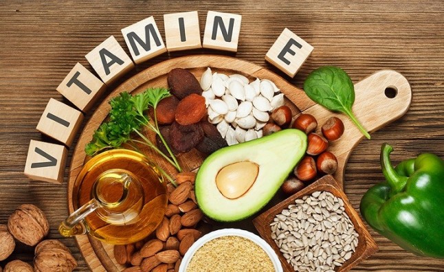 Vitamina E