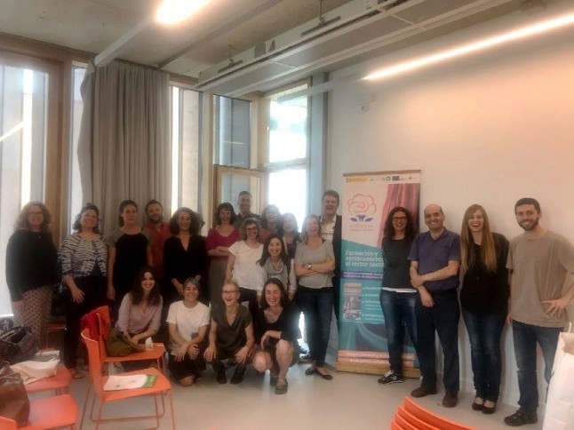 Éxito del curso de producción de fibras naturales y manufactura de textiles verdes