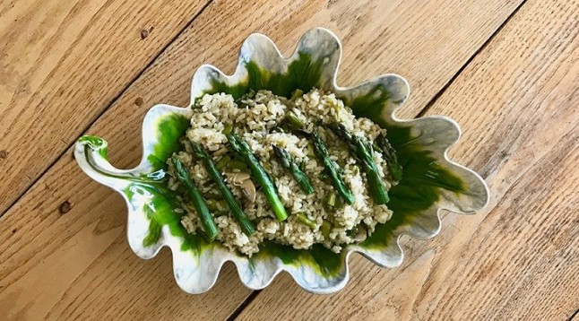 Arroz rápido con espárragos y champiñones